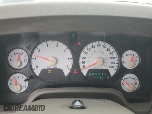 ✅ 2008 Dodge 1500 Laramie • VIN: 1D7HA18288S500795 • Lot: 88369025. Wystawiony na Copart z przebiegiem 171 730 mil. Bezpłatny archiwum sprzedaży aukcyjnych z USA i szczegółowy raport historii pojazdu na DreamBid. Zdjęcie 9.