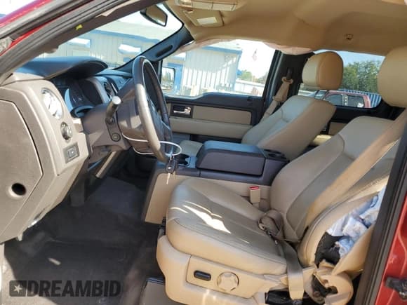 ✅ 2014 Ford F-150 XLT • VIN: 1FTFW1CT8EKG29795 • Lot: 93687225. Wystawiony na Copart z przebiegiem 181 459 mil. Bezpłatny archiwum sprzedaży aukcyjnych z USA i szczegółowy raport historii pojazdu na DreamBid. Zdjęcie 7.