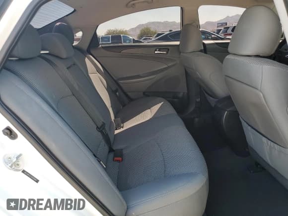 ✅ 2014 Hyundai Sonata GLS • VIN: 5NPEB4AC7EH881189 • Lot: 73741414. Wystawiony na Copart z przebiegiem 137 207 mil. Bezpłatny archiwum sprzedaży aukcyjnych z USA i szczegółowy raport historii pojazdu na DreamBid. Zdjęcie 10.