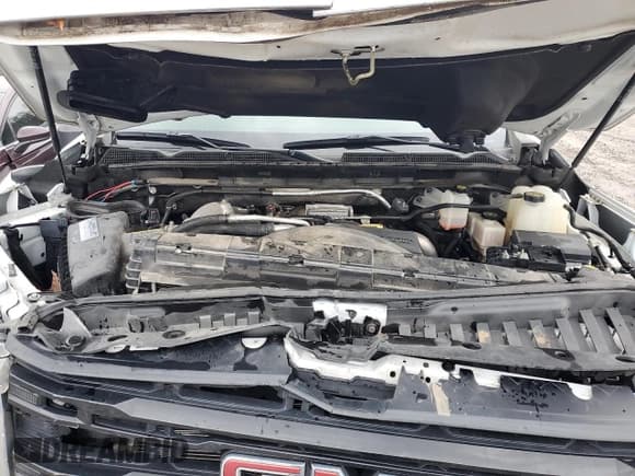 ✅ 2021 GMC Sierra 1500 • VIN: 1GT38LEY8MF133596 • Lot: 84470914. Wystawiony na Copart z przebiegiem 106 981 mil. Bezpłatny archiwum sprzedaży aukcyjnych z USA i szczegółowy raport historii pojazdu na DreamBid. Zdjęcie 11.