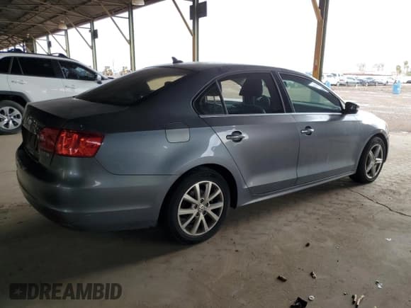 ✅ 2013 Volkswagen Jetta SE • VIN: 3VWBX7AJ1DM261464 • Lot: 81431545. Listed on Copart with 162,969 mi. Free auction sales archive from the USA and detailed vehicle history report at DreamBid. Image 3.