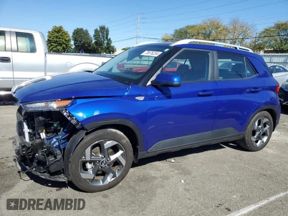 ✅ 2024 Hyundai Venue Limited • VIN: KMHRC8A30RU300192 • Lot: 75676234. Listed on Copart with 8,951 mi. Free auction sales archive from the USA and detailed vehicle history report at DreamBid. Image 1.