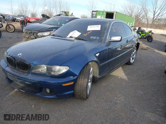 ✅ 2004 BMW 3 Series 325Ci • VIN: WBABD33434PL04737 • Lot: 41141474. Listed on IAAI with 168,618 mi. Free auction sales archive from the USA and detailed vehicle history report at DreamBid. Image 2.