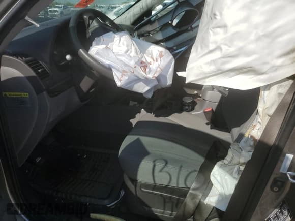 ✅ 2011 Hyundai Santa Fe GLS • VIN: 5XYZGDAB8BG009004 • Лот: 69777375. Опубликован ранее на Copart с пробегом Не указан. Бесплатный доступ к архиву аукционных продаж из США и подробный отчёт об истории автомобиля на DreamBid. Изображение 7.