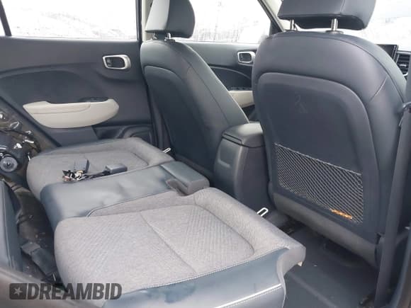 ✅ 2022 Hyundai Venue SEL • VIN: KMHRC8A37NU192924 • Лот: 43432093. Опубликован ранее на IAAI с пробегом 33 651 миль. Бесплатный доступ к архиву аукционных продаж из США и подробный отчёт об истории автомобиля на DreamBid. Изображение 8.