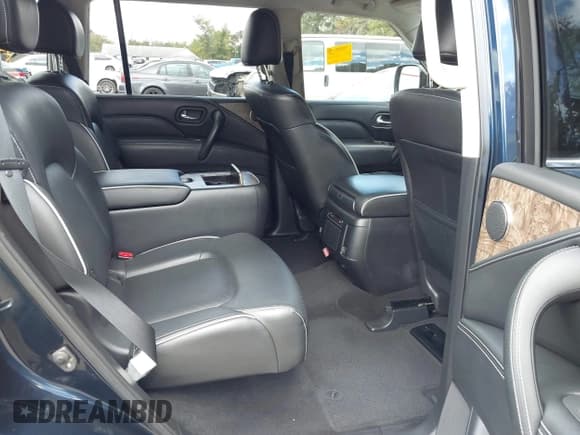 ✅ 2021 Infiniti QX80 Luxe • VIN: JN8AZ2AEXM9269886 • Lot: 43406973. Wystawiony na IAAI z przebiegiem 129 609 mil. Bezpłatny archiwum sprzedaży aukcyjnych z USA i szczegółowy raport historii pojazdu na DreamBid. Zdjęcie 8.