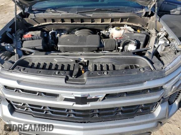 ✅ 2023 Chevrolet Silverado 1500 RST • VIN: 3GCUDEEL9PG218238 • Lot: 47062895. Wystawiony na Copart z przebiegiem 41 287 mil. Bezpłatny archiwum sprzedaży aukcyjnych z USA i szczegółowy raport historii pojazdu na DreamBid. Zdjęcie 11.
