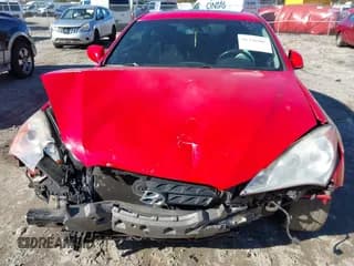 ✅ 2011 Hyundai Genesis Coupe Premium • VIN: KMHHT6KD6BU063611 • Lot: 41330905. Wystawiony na IAAI z przebiegiem Nie podano. Bezpłatny archiwum sprzedaży aukcyjnych z USA i szczegółowy raport historii pojazdu na DreamBid. Zdjęcie 6.