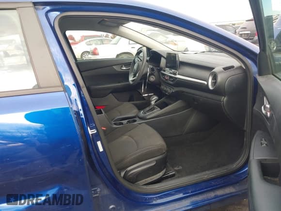 ✅ 2020 Kia Forte LXS • VIN: 3KPF24AD3LE248381 • Лот: 43618970. Опубликован ранее на IAAI с пробегом 129 659 миль. Бесплатный доступ к архиву аукционных продаж из США и подробный отчёт об истории автомобиля на DreamBid. Изображение 5.