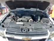 ✅ 2009 Chevrolet Suburban LS • VIN: 1GNFC16079R276304 • Lot: 43688312. Wystawiony na IAAI z przebiegiem 203 002 mil. Bezpłatny archiwum sprzedaży aukcyjnych z USA i szczegółowy raport historii pojazdu na DreamBid. Zdjęcie 10.