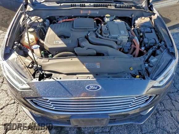 ✅ 2017 Ford Fusion Titanium • VIN: 3FA6P0SU2HR180069 • Lot: 93822995. Listed on Copart with 67,651 mi. Free auction sales archive from the USA and detailed vehicle history report at DreamBid. Image 11.