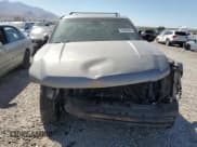 ✅ 2009 Chevrolet Suburban 2LT • VIN: 1GNFK26339R240189 • Lot: 69090664. Wystawiony na Copart z przebiegiem 217 604 mil. Bezpłatny archiwum sprzedaży aukcyjnych z USA i szczegółowy raport historii pojazdu na DreamBid. Zdjęcie 5.