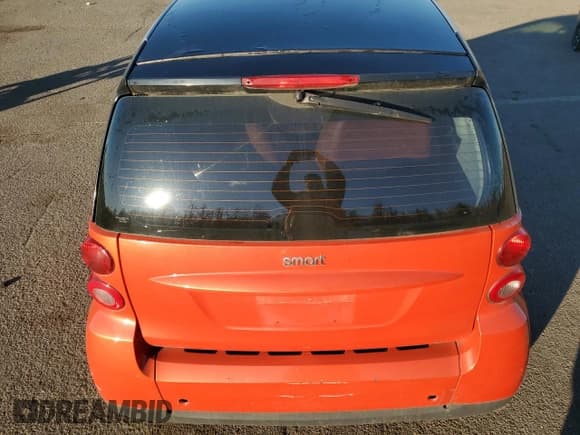 ✅ 2008 Smart fortwo Pure • VIN: WMEEJ31X98K170343 • Lot: 92353455. Wystawiony na Copart z przebiegiem 89 842 mil. Bezpłatny archiwum sprzedaży aukcyjnych z USA i szczegółowy raport historii pojazdu na DreamBid. Zdjęcie 10.