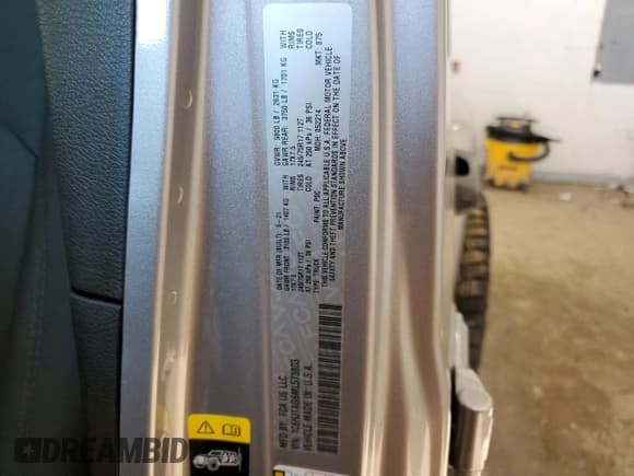 ✅ 2021 Jeep Gladiator Sport S • VIN: 1C6HJTAG6ML573803 • Лот: 91416095. Опубликован ранее на Copart с пробегом 36 233 миль. Бесплатный доступ к архиву аукционных продаж из США и подробный отчёт об истории автомобиля на DreamBid. Изображение 12.