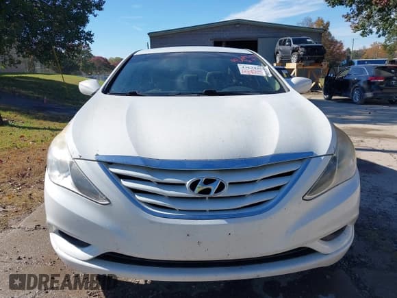 ✅ 2011 Hyundai Sonata GLS • VIN: 5NPEB4AC7BH035740 • Лот: 43624269. Опубликован ранее на IAAI с пробегом 196 160 миль. Бесплатный доступ к архиву аукционных продаж из США и подробный отчёт об истории автомобиля на DreamBid. Изображение 6.