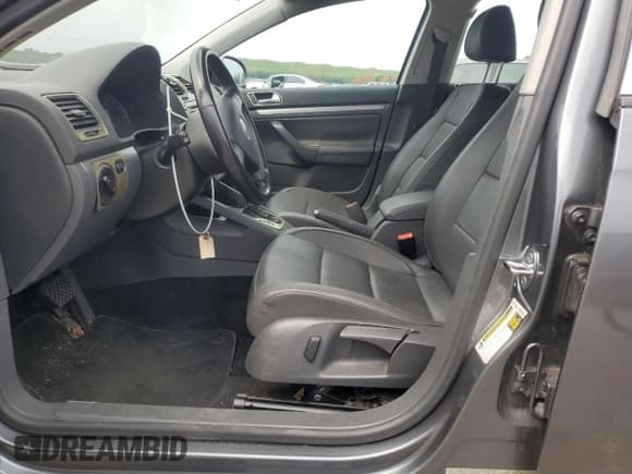 ✅ 2008 Volkswagen Jetta Wolfsburg Edition • VIN: 3VWRA71K18M170418 • Lot: 67568865. Listed on Copart with 91,253 mi. Free auction sales archive from the USA and detailed vehicle history report at DreamBid. Image 7.