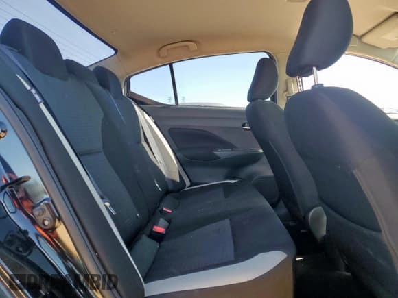 ✅ 2021 Nissan Versa SV • VIN: 3N1CN8EV0ML886138 • Lot: 90412245. Listed on Copart with 85,823 mi. Free auction sales archive from the USA and detailed vehicle history report at DreamBid. Image 10.