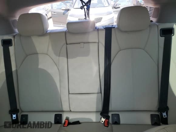 ✅ 2019 Alfa Romeo Stelvio Sport • VIN: ZASPAKAN6K7C50975 • Lot: 68028925. Wystawiony na Copart z przebiegiem 56 352 mil. Bezpłatny archiwum sprzedaży aukcyjnych z USA i szczegółowy raport historii pojazdu na DreamBid. Zdjęcie 10.