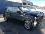 2021 Hyundai Venue SE z VIN KMHRB8A39MU072950, wystawiony jako Copart lot #76408384 z przebiegiem 95 550 mil mil oraz Nie do naprawy • Non repairable. Historia ofert i sprzedaży dostępna na DreamBid. Obrazek 4.