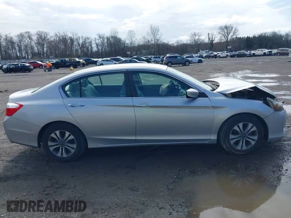 2014 Honda Accord LX with VIN 1HGCR2F35EA076168, listed as a IAAI auction lot 41815759 with 84,870 mi miles and . Bid and sale history available at DreamBid. Image 13.