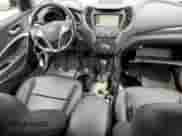 ✅ 2016 Hyundai Santa Fe Limited • VIN: 5XYZUDLA0GG320673 • Lot: 61280824. Wystawiony na Copart z przebiegiem 134 211 mil mil. Skorzystaj z bezpłatnego archiwum sprzedaży aukcyjnych z USA i zobacz szczegółowy raport historii pojazdu na DreamBid. Zdjęcie 8.