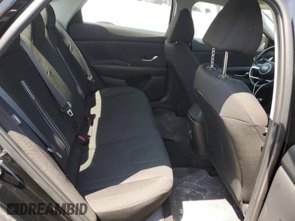 2024 Hyundai Elantra SEL с VIN KMHLM4DG8RU738033, выставлен на аукционе Copart как лот 57554445 с пробегом 31 620 миль миль и Списание • Salvage title. История ставок и продаж доступна на DreamBid. Изображение 10.