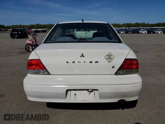✅ 2003 Mitsubishi Lancer ES • VIN: JA3AJ26E83U076335 • Лот: 67506825. Опубликован ранее на Copart с пробегом 143 394 миль. Бесплатный доступ к архиву аукционных продаж из США и подробный отчёт об истории автомобиля на DreamBid. Изображение 6.