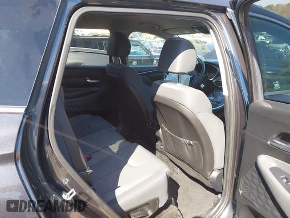 ✅ 2022 Hyundai Santa Fe SE • VIN: 5NMS14AJ4NH376650 • Lot: 41781788. Listed on IAAI with 27,253 mi. Free auction sales archive from the USA and detailed vehicle history report at DreamBid. Image 8.