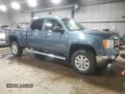✅ 2014 GMC Sierra 2500HD SLT • VIN: 1GT121CG8EF111672 • Lot: 93059445. Listed on Copart with 117,085 mi. Free auction sales archive from the USA and detailed vehicle history report at DreamBid. Image 4.
