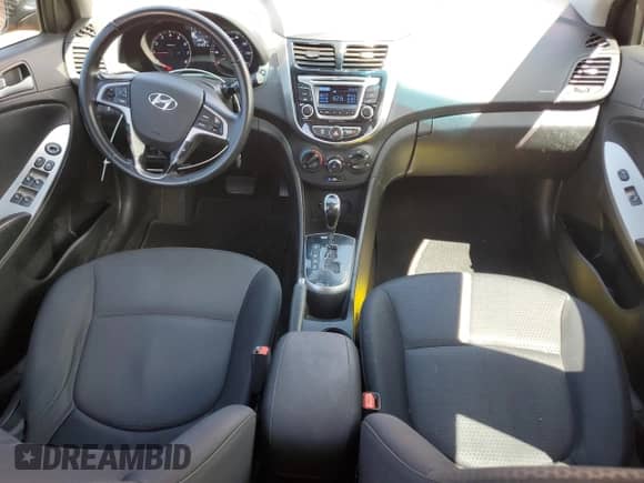 ✅ 2015 Hyundai Accent Sport • VIN: KMHCU5AE1FU205056 • Lot: 71083045. Wystawiony na Copart z przebiegiem 124 231 mil. Bezpłatny archiwum sprzedaży aukcyjnych z USA i szczegółowy raport historii pojazdu na DreamBid. Zdjęcie 8.