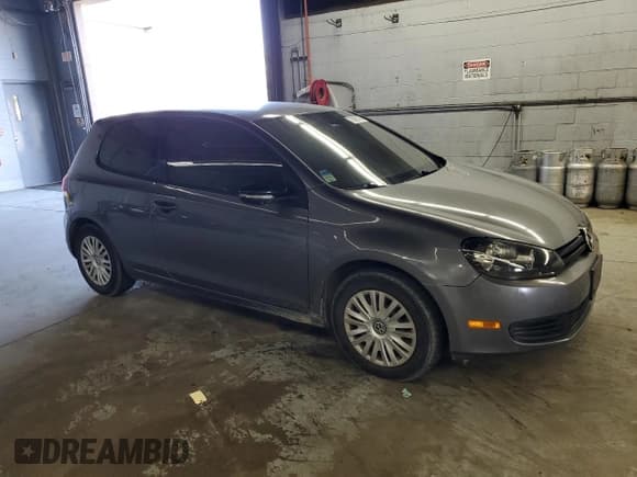✅ 2010 Volkswagen Golf • VIN: WVWAB7AJ6AW395475 • Lot: 70085785. Listed on Copart with 114,182 mi. Free auction sales archive from the USA and detailed vehicle history report at DreamBid. Image 4.