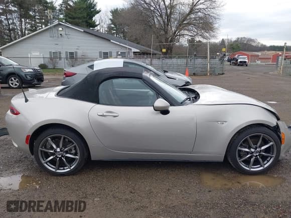 ✅ 2022 Mazda MX-5 Miata Grand Touring • VIN: JM1NDAD78N0507646 • Lot: 41848560. Listed on IAAI with 24,529 mi. Free auction sales archive from the USA and detailed vehicle history report at DreamBid. Image 13.