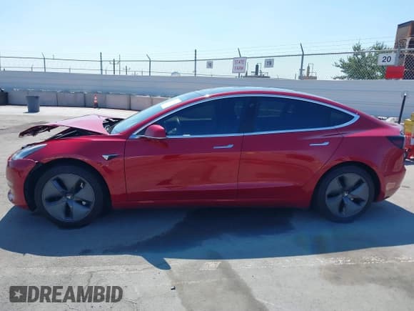 ✅ 2019 Tesla Model 3 Long Range • VIN: 5YJ3E1EB5KF496786 • Lot: 43305024. Listed on IAAI with 50,011 mi. Free auction sales archive from the USA and detailed vehicle history report at DreamBid. Image 14.