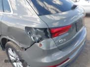 ✅ 2025 Audi Q3 S line Premium • VIN: WA1DECF39S1057116 • Lot: 43202256. Wystawiony na IAAI z przebiegiem 16 195 mil. Bezpłatny archiwum sprzedaży aukcyjnych z USA i szczegółowy raport historii pojazdu na DreamBid. Zdjęcie 6.