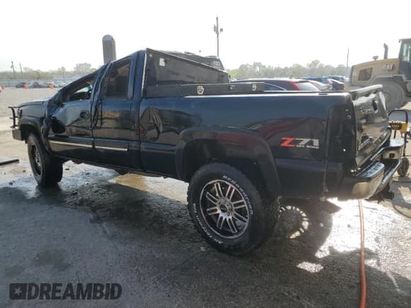 ✅ 2006 Chevrolet Silverado 1500 LT2 • VIN: 1GCEK19B66Z194709 • Лот: 50185675. Опубликован ранее на Copart с пробегом Не указан. Бесплатный доступ к архиву аукционных продаж из США и подробный отчёт об истории автомобиля на DreamBid. Изображение 2.