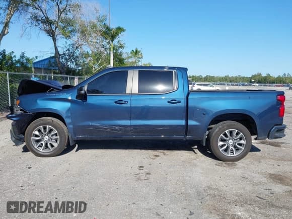 ✅ 2021 Chevrolet Silverado 1500 RST • VIN: 3GCPWDETXMG416324 • Lot: 42035098. Wystawiony na IAAI z przebiegiem 62 771 mil. Bezpłatny archiwum sprzedaży aukcyjnych z USA i szczegółowy raport historii pojazdu na DreamBid. Zdjęcie 15.