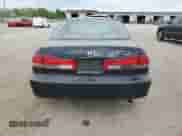 2001 Honda Accord EX z VIN 1HGCG56641A148327, wystawiony jako Copart lot #56532165 z przebiegiem 219 127 mil mil oraz Czysty tytuł • Clean title. Historia ofert i sprzedaży dostępna na DreamBid. Obrazek 6.