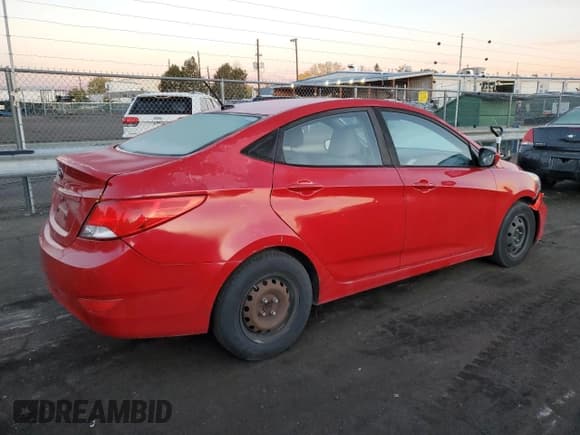 ✅ 2016 Hyundai Accent SE • VIN: KMHCT4AE2GU089655 • Лот: 78949304. Опубликован ранее на Copart с пробегом 108 122 миль. Бесплатный доступ к архиву аукционных продаж из США и подробный отчёт об истории автомобиля на DreamBid. Изображение 3.