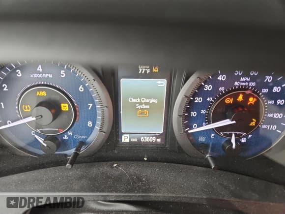 ✅ 2020 Toyota Sienna LE • VIN: 5TDJZ3DC0LS229571 • Lot: 85925475. Listed on Copart with 63,609 mi. Free auction sales archive from the USA and detailed vehicle history report at DreamBid. Image 9.