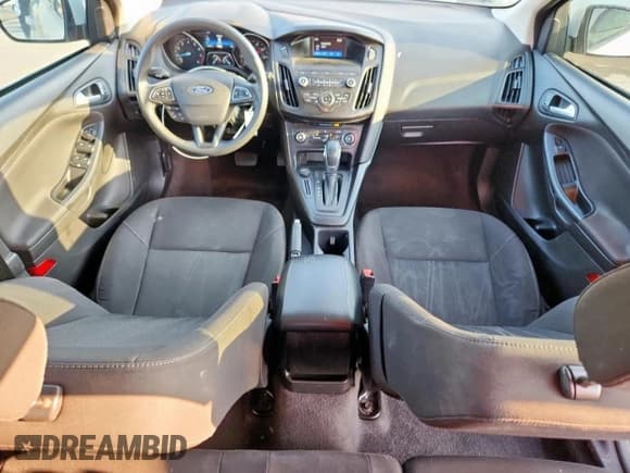 ✅ 2018 Ford Focus SE • VIN: 1FADP3K26JL269302 • Лот: 80583395. Опубликован ранее на Copart с пробегом 120 067 миль. Бесплатный доступ к архиву аукционных продаж из США и подробный отчёт об истории автомобиля на DreamBid. Изображение 8.