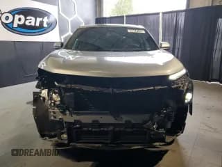 ✅ 2025 Chevrolet Equinox FWD LT • VIN: 3GNAXHEG9SL205334 • Lot: 68024145. Wystawiony na Copart z przebiegiem 12 836 mil. Bezpłatny archiwum sprzedaży aukcyjnych z USA i szczegółowy raport historii pojazdu na DreamBid. Zdjęcie 5.