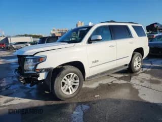 ✅ 2017 Chevrolet Tahoe LT • VIN: 1GNSCBKC8HR398642 • Lot: 83987775. Wystawiony na Copart z przebiegiem 105 600 mil. Bezpłatny archiwum sprzedaży aukcyjnych z USA i szczegółowy raport historii pojazdu na DreamBid. Zdjęcie 1.