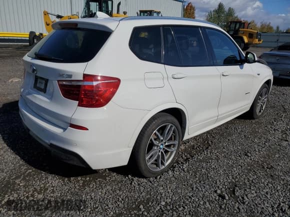✅ 2015 BMW X3 xDrive28i • VIN: 5UXWX9C58F0D51475 • Lot: 82587375. Wystawiony na Copart z przebiegiem 83 094 mil. Bezpłatny archiwum sprzedaży aukcyjnych z USA i szczegółowy raport historii pojazdu na DreamBid. Zdjęcie 3.