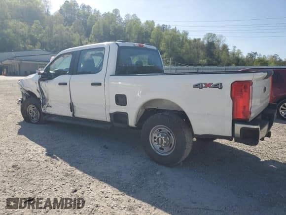 ✅ 2023 Ford F-250 XL • VIN: 1FT8W2BT7PED66555 • Lot: 54136785. Listed on Copart with 57,548 mi. Free auction sales archive from the USA and detailed vehicle history report at DreamBid. Image 2.