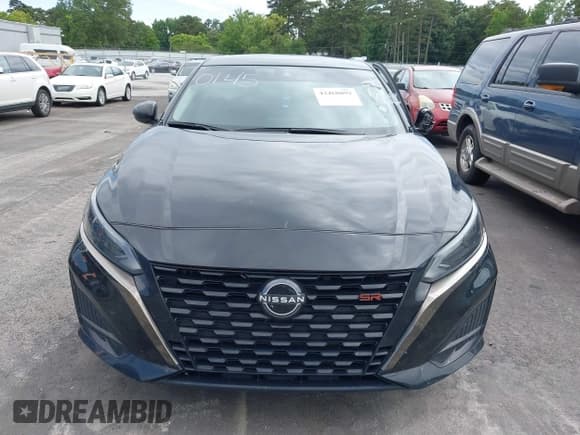 ✅ 2024 Nissan Altima SR • VIN: 1N4BL4CV2RN330145 • Лот: 42468092. Опубликован ранее на IAAI с пробегом 38 598 миль. Бесплатный доступ к архиву аукционных продаж из США и подробный отчёт об истории автомобиля на DreamBid. Изображение 11.