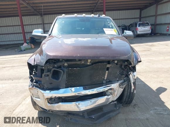 ✅ 2015 Ram 2500 Laramie • VIN: 3C6UR5NL0FG557882 • Лот: 42932287. Опубликован ранее на IAAI с пробегом 359 946 миль. Бесплатный доступ к архиву аукционных продаж из США и подробный отчёт об истории автомобиля на DreamBid. Изображение 12.