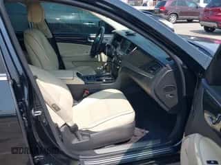 2016 Hyundai Equus Signature с VIN KMHGH4JH0GU101962, выставлен на аукционе IAAI как лот 42382355 с пробегом 94 650 миль миль и . История ставок и продаж доступна на DreamBid. Изображение 5.