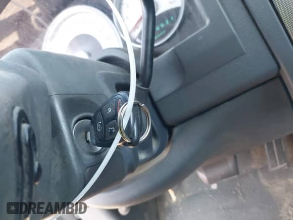 2007 Dodge Dakota SLT with VIN 1D7HW48K17S141534, listed as a IAAI auction lot 43202323 with 187,741 mi miles and . Bid and sale history available at DreamBid. Image 11.