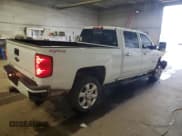 ✅ 2019 Chevrolet Silverado 2500HD LTZ • VIN: 1GC1KTEG2KF135941 • Lot: 84884205. Wystawiony na Copart z przebiegiem 154 395 mil. Bezpłatny archiwum sprzedaży aukcyjnych z USA i szczegółowy raport historii pojazdu na DreamBid. Zdjęcie 3.