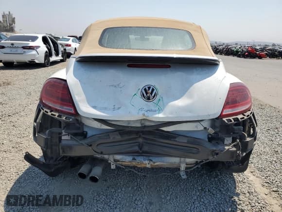 ✅ 2017 Volkswagen Beetle S • VIN: 3VW517AT8HM820918 • Lot: 67614375. Listed on Copart with 57,637 mi. Free auction sales archive from the USA and detailed vehicle history report at DreamBid. Image 6.